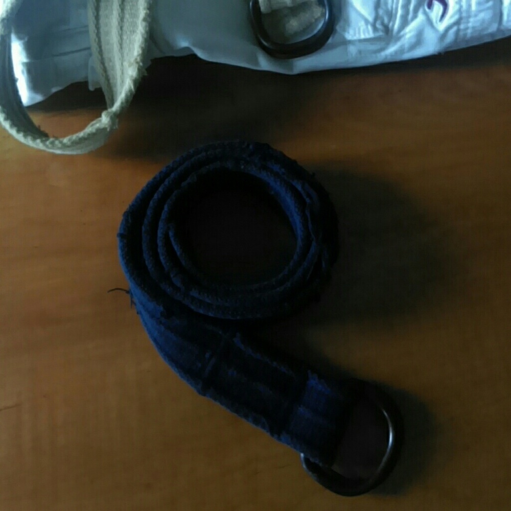 Hollister navy belt